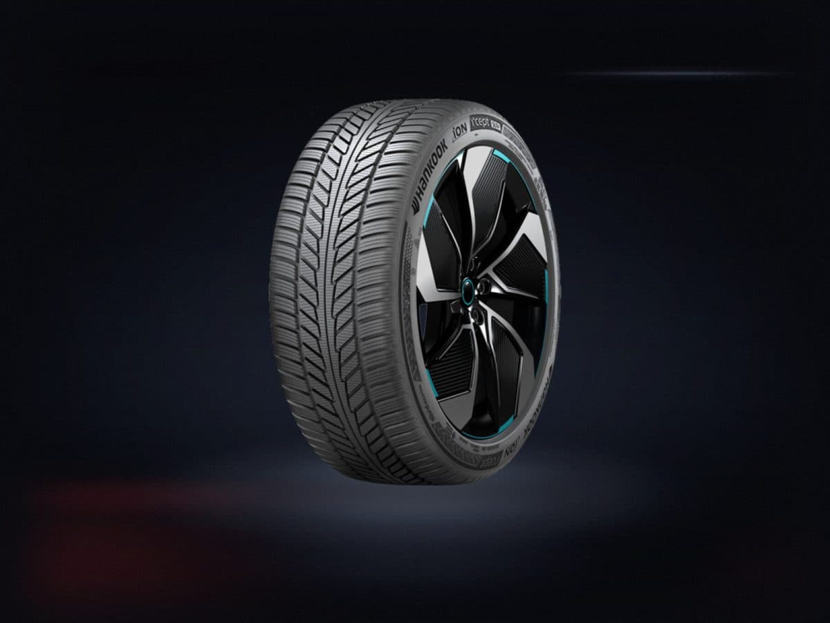 ION I-CEPT IW01 EV AND 245/40R19 98V
