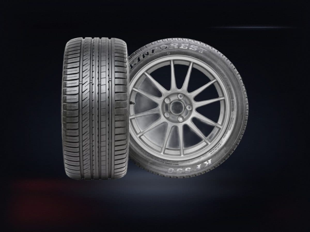 KF550 225/45R18 91W